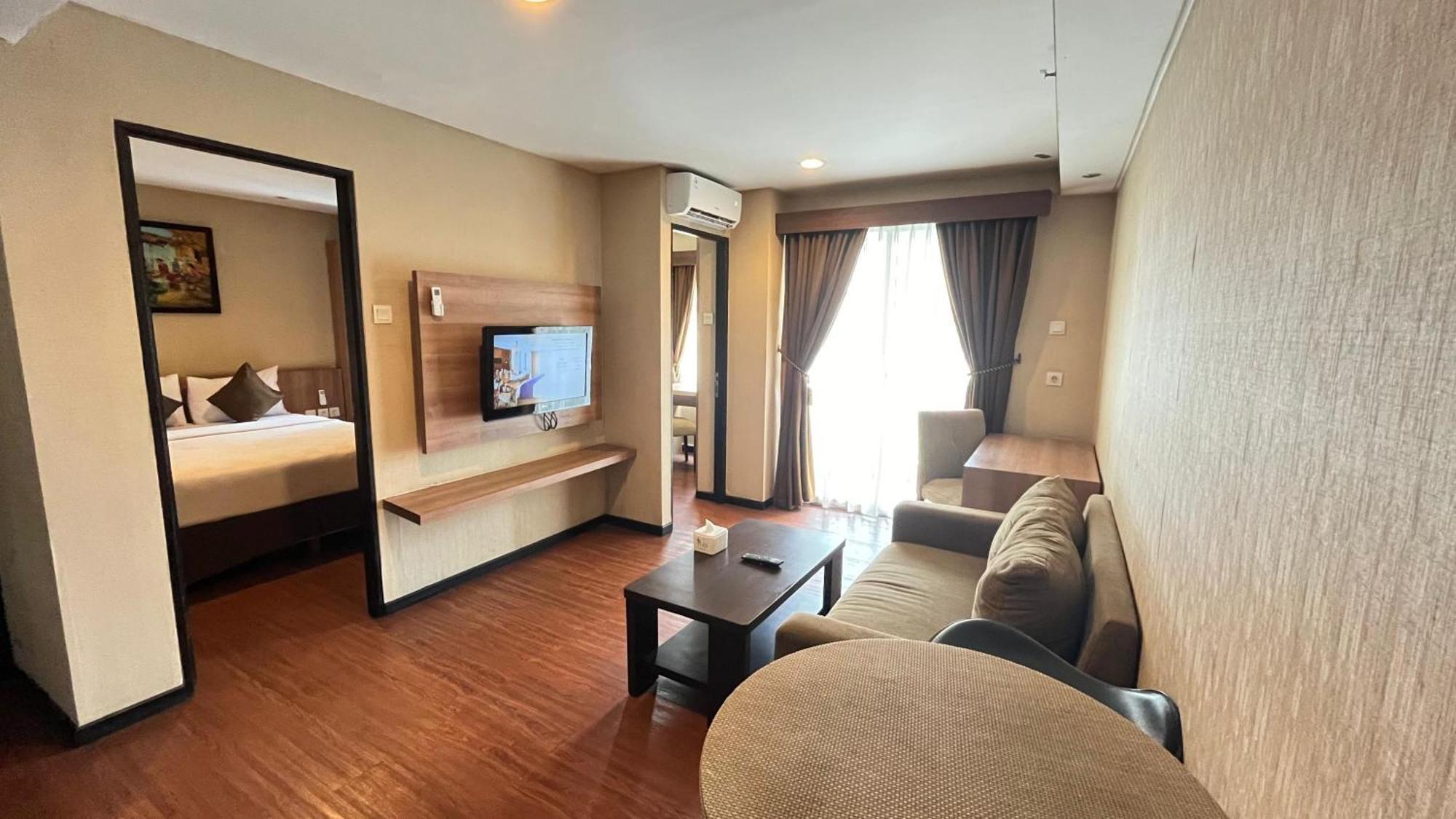 Nemuru Grand Serpong Panunggangah Exterior foto